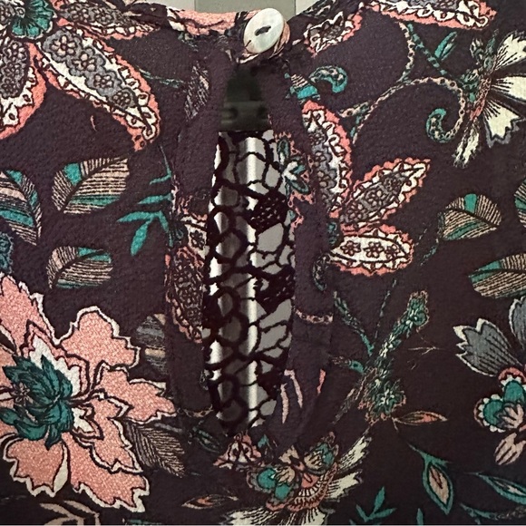 Knox Rose Floral Shirt - Picture 4 of 7